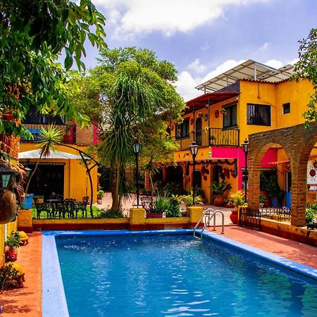 Posada Las Margaritas Tlaquepaque Екстериор снимка