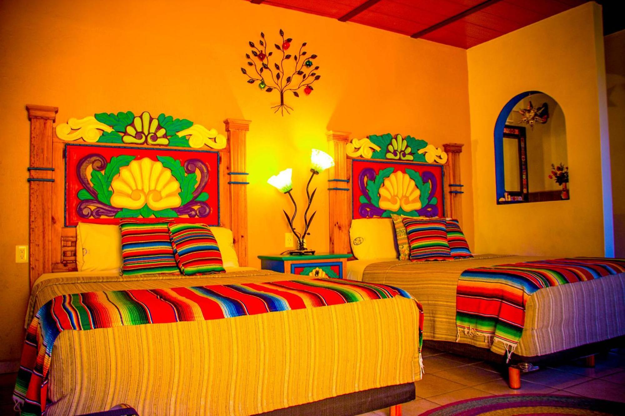 Posada Las Margaritas Tlaquepaque Екстериор снимка