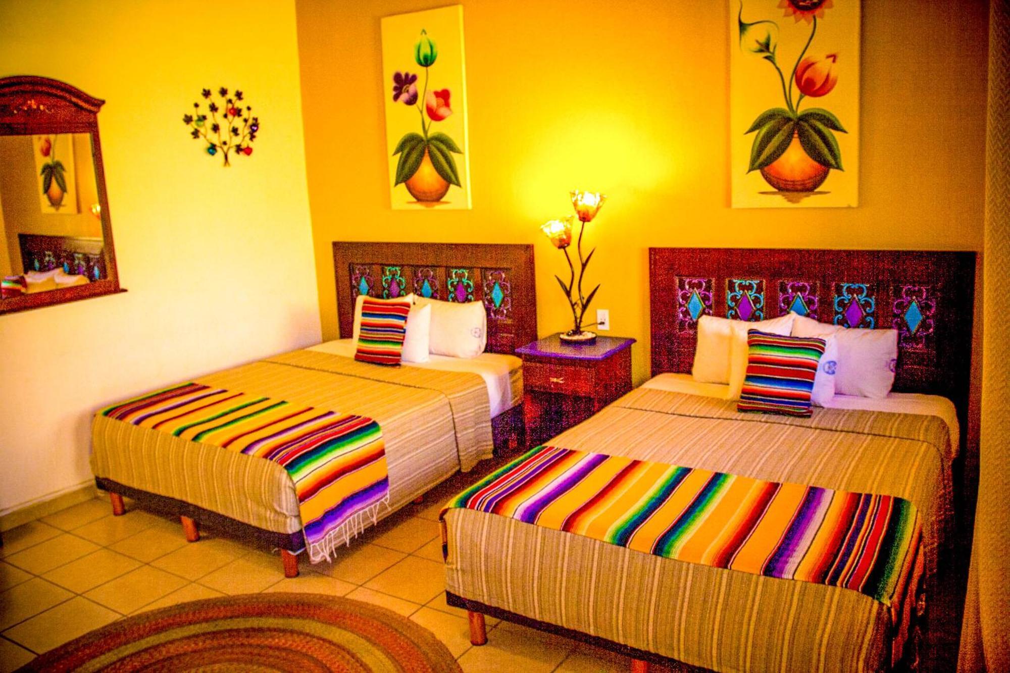 Posada Las Margaritas Tlaquepaque Екстериор снимка